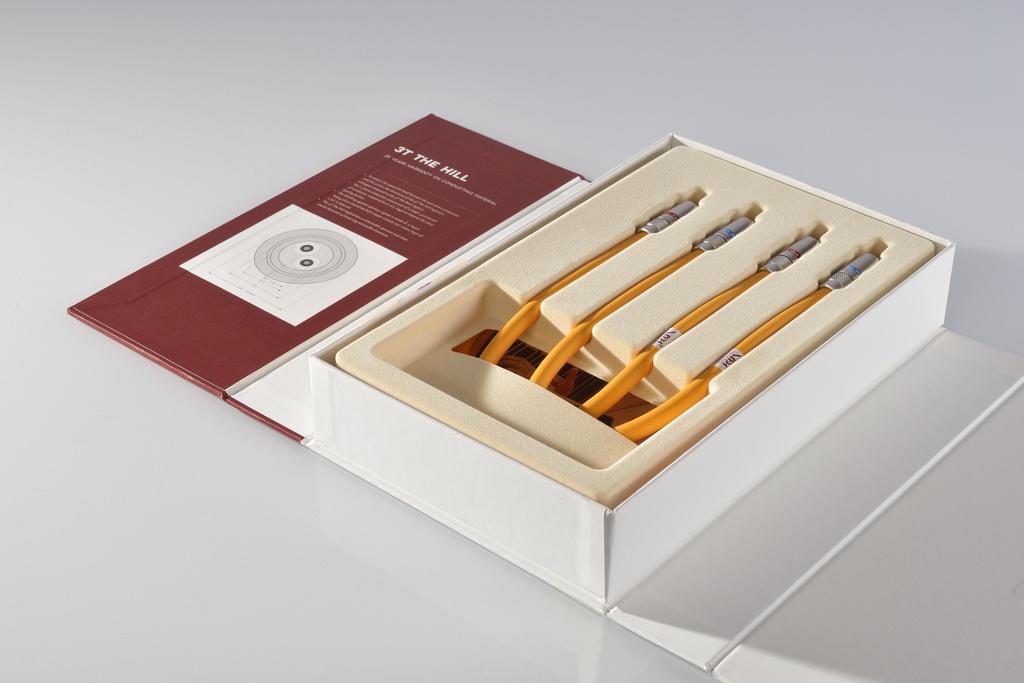 Van den Hul 3T The Hill Hybrid interconnect RCA of XLR